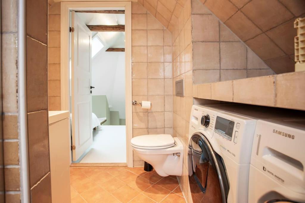 New! Modern Top Floor Apartment In Historic Area! 베르겐 외부 사진